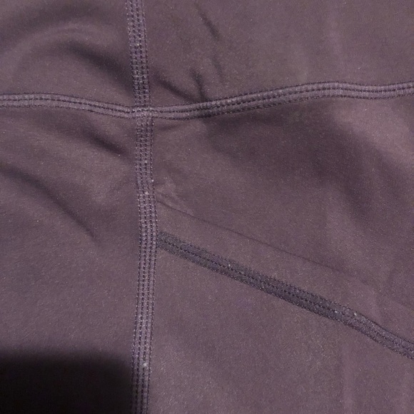 ZYIA Plum LNT Crop Pocket Leggings Sz 8 10 - Picture 5 of 6